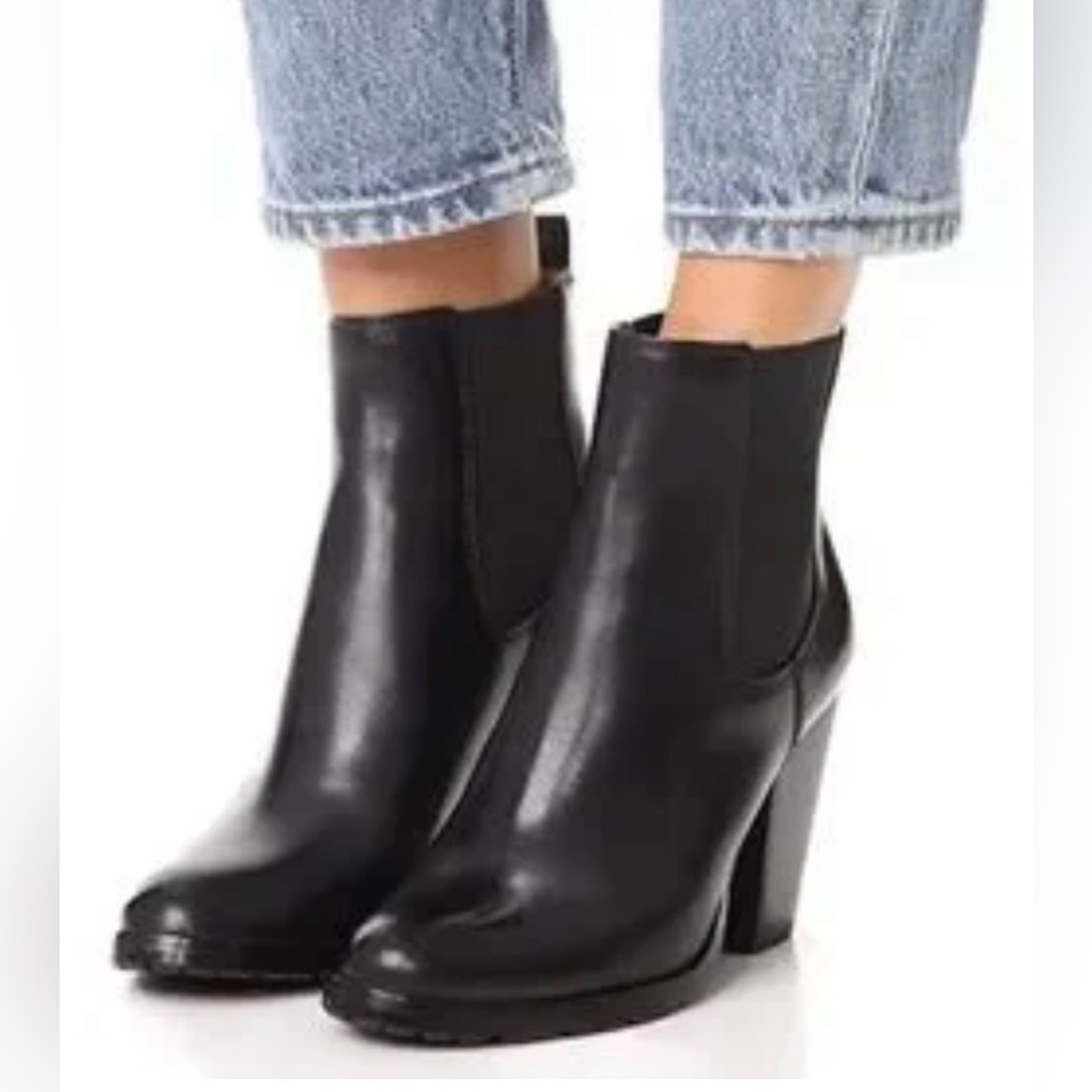 Frye | Tate Chelsea boot. Size: 7